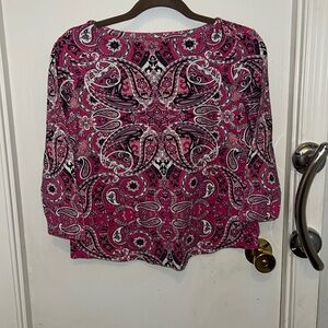 3/4 sleeve paisley top